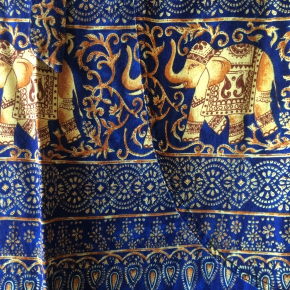 🔹2 for $85🔹 Mini Wrap Skirt with Elephants - Picture 2 of 5